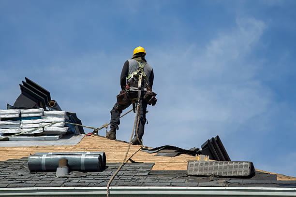 Professional Gutter Installation technician working in Stevenson, WA